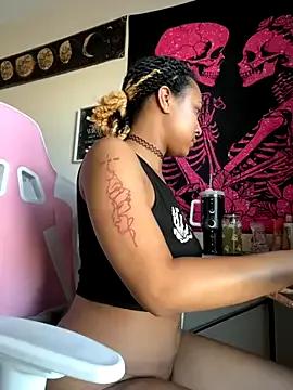 DreaLaLuna on StripChat