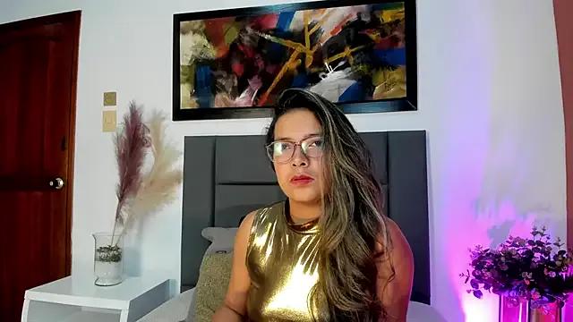 EllieFontanes on StripChat 