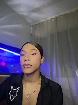 Emaa- on StripChat 