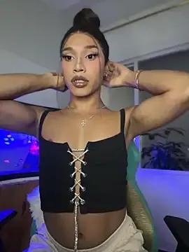 Emaa- on StripChat 