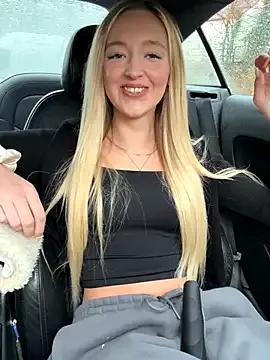 emilypeperoni — Emilypeperoni auf insta folgt gerne 