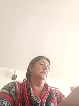 emma_tour on StripChat