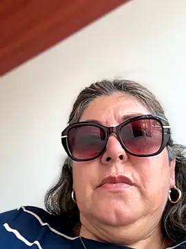 emma_tour on StripChat