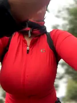 emma_tour on StripChat