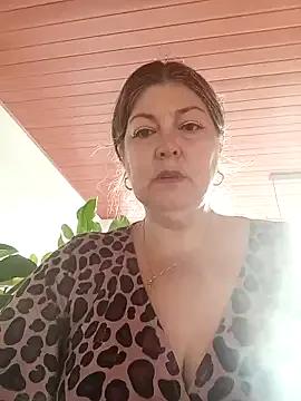 emma_tour on StripChat