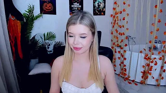 FollowLovee on StripChat 