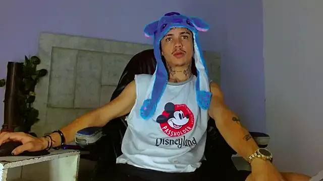 HannibalLester on StripChat 