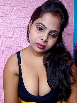 horny_ria123 on StripChat