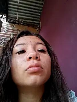 hot-mom22 — STRANGER PUTS FINGERS IN MY PUSSY