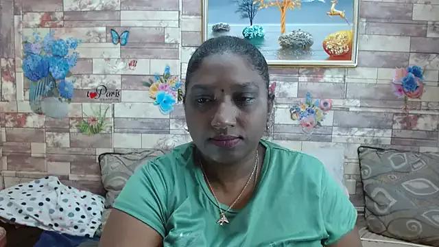 Indian_tracy on StripChat 