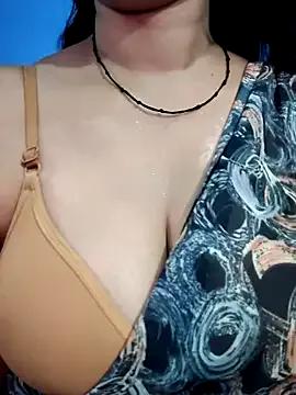 jaan-step on StripChat 