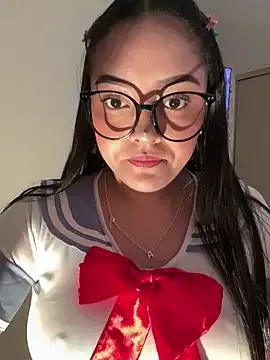 kenndall_21 on StripChat 