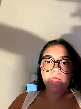 kenndall_21 on StripChat 