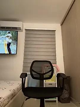 kenndall_21 on StripChat 