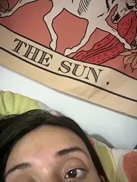 kiaraglam2 on StripChat