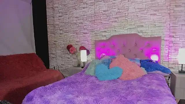 kitty_queen10 on StripChat 