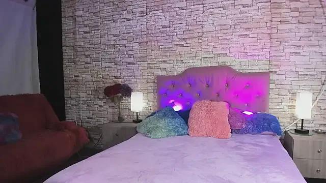 kitty_queen10 on StripChat 