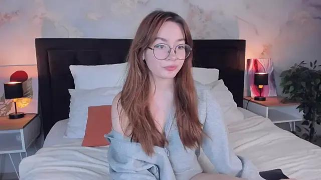 LanaAirlie on StripChat 