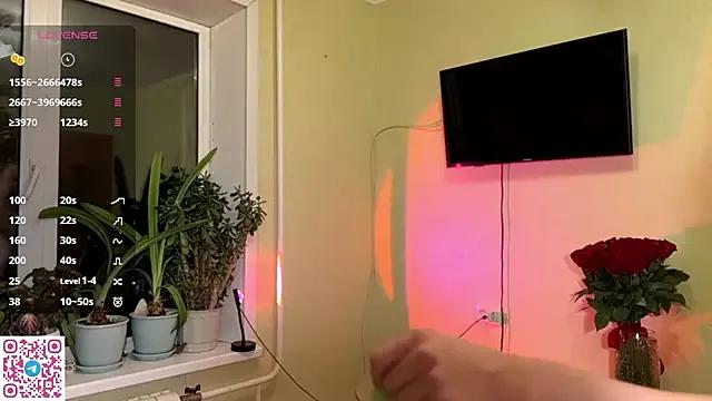 LatanyaRein — Licking and biting my lips