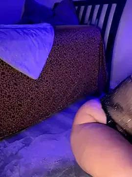 lovely_beast on StripChat