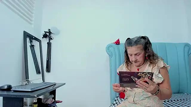 MatureHorny_70 — Freechat on StripChat