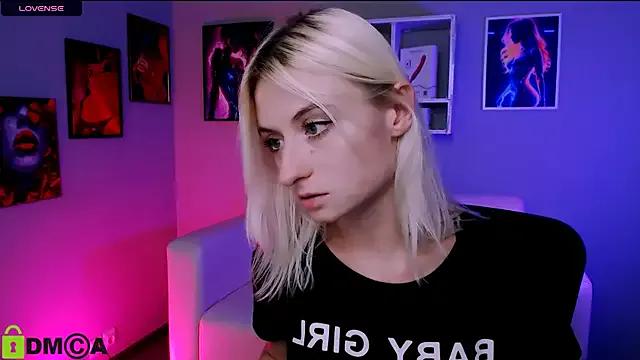 melisa_white1 — turn on the microphone