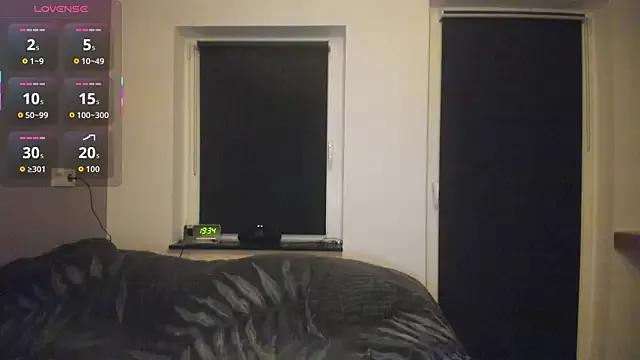 MiaRides19 on StripChat