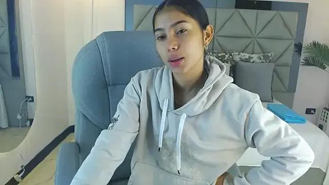 Milaa_Star_ — Freechat on StripChat