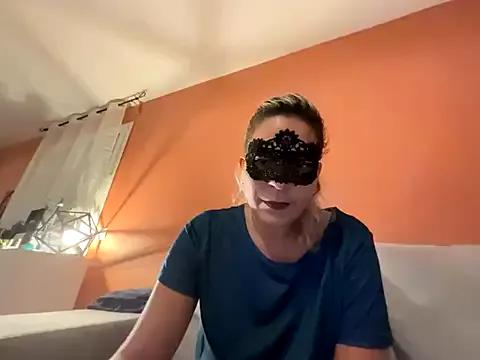 minettedusud on StripChat