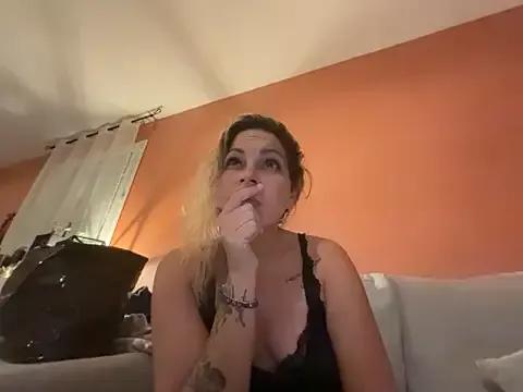 minettedusud on StripChat