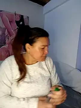 MomSex_ on StripChat 