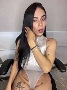 Naatalia on StripChat 