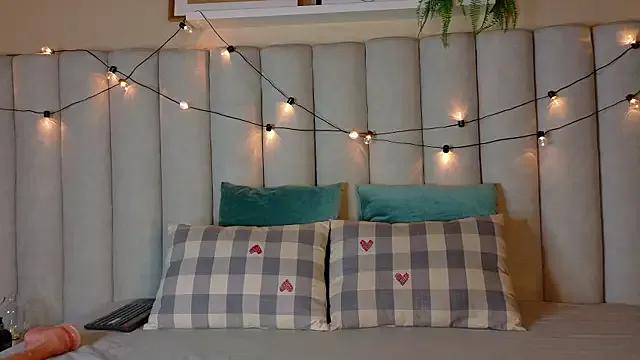 nahomi_campbell — Papi is ready for his big load her girl