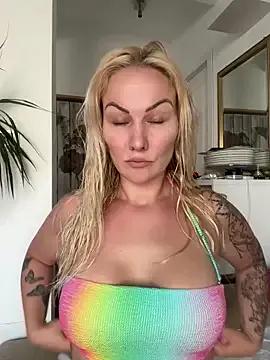 NastyMilf_ on StripChat