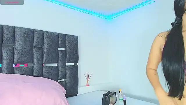 Natasharuso on StripChat 