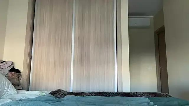 naughtyhollyxxxx on StripChat