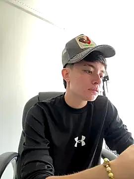 nico_18x — Play dildo