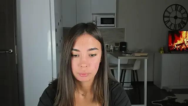 nilliluv on StripChat 