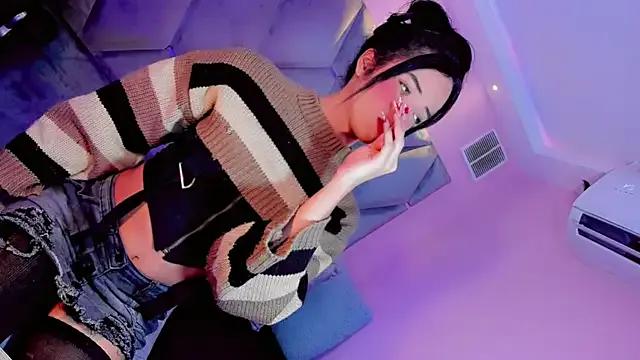 Nina_Keyli on StripChat 