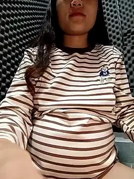 Pipi23_ — Spray on your face