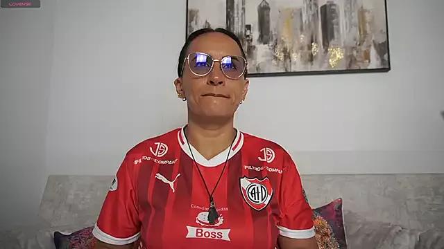 Sara_Charmy on StripChat 
