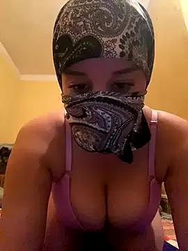 SaraChouchou — Freechat on StripChat