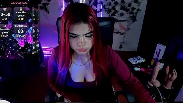 saray__jones on StripChat 