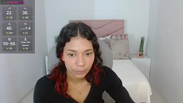 SarayVega_ on StripChat 