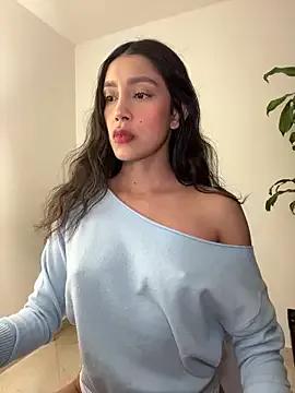 SelenaStone on StripChat