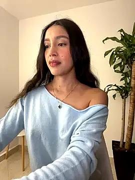 SelenaStone on StripChat