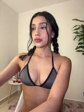 SelenaStone on StripChat