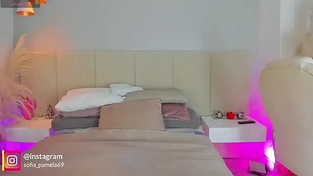 sofia_pamela on StripChat