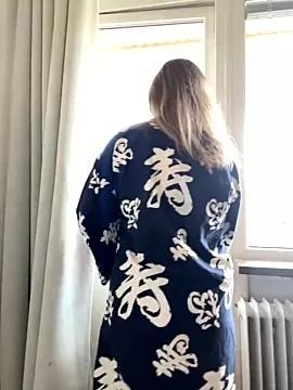 SwedishJennifer on StripChat