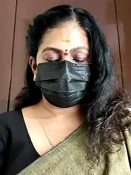 Sweetie_swetha37 on StripChat